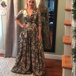 Beautiful custom made evening gown! Perfect for military ball or formal event.